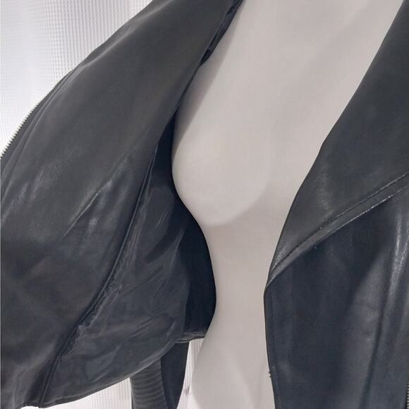 NWOT! BAR III! LUXE BLACK VEGAN LEATHER BIKER/MOTO INSPIRED CROPPED JACKET! SZ M - Picture 6 of 11